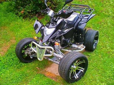 ctyrkolka-honda.jpg ctyrkolka-honda.jpg