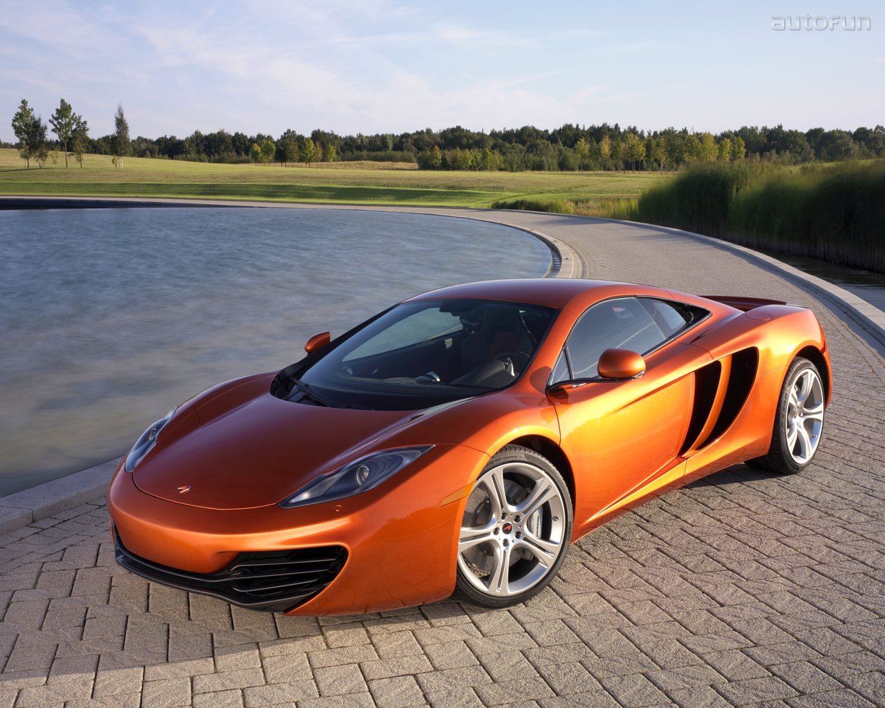 6mclaren21.jpg 6mclaren21.jpg